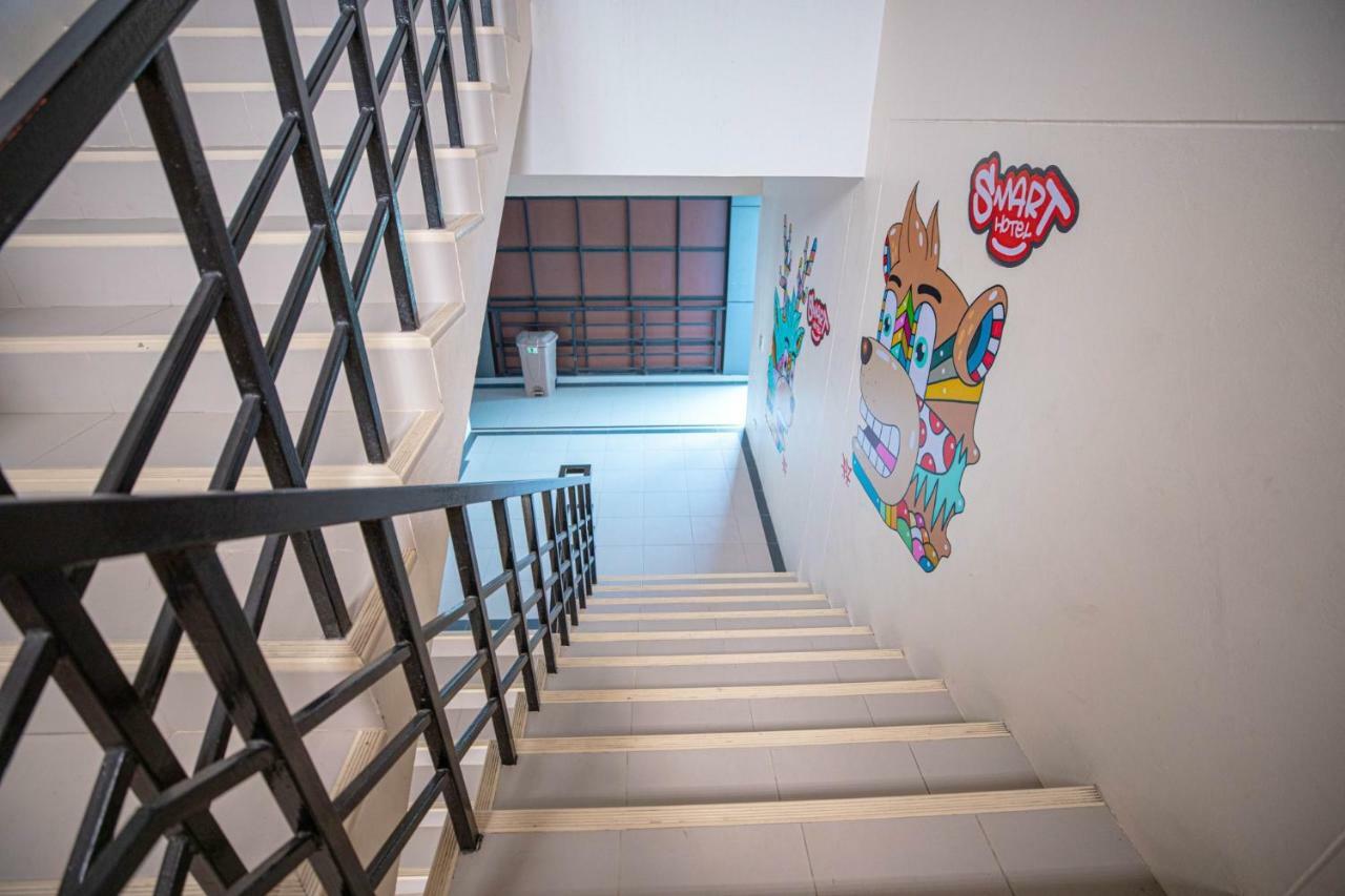Smart Hotel Ban Lam Luk Ka Exterior foto